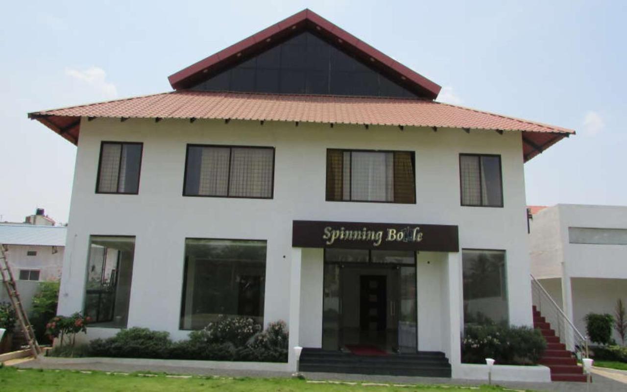 Hotel Kalyani Mysore Exteriör bild